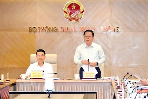 Đồng chí Nguyễn Trọng Nghĩa kết luận buổi làm việc.