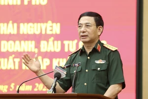 Đại tướng Phan Văn Giang phát biểu ý kiến tại buổi làm việc.