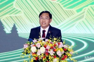 Phó Chủ tịch Ủy ban nhân dân tỉnh Lâm Đồng Võ Ngọc Hiệp phát biểu tại Lễ kỷ niệm 130 năm Đà Lạt hình thành và phát triển, diễn ra ngày 30/12/2023.