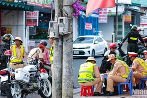 Lực lượng chức năng tăng cường công tác bảo đảm an toàn giao thông trên địa bàn thành phố Bảo Lộc.