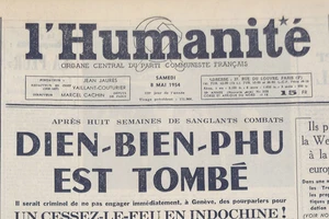 Báo Nhân đạo, số ra ngày 8/5/1954, có nhiều tin, bài viết về thất bại của quân Pháp ở Điện Biên Phủ.