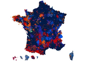 Sơ đồ kết quả đắc cử hoặc lọt vào vòng hai của các đảng phái: Màu xanh đậm (liên minh cực hữu), màu da cam (đảng cầm quyền Phục hưng), màu đỏ (liên minh cánh tả). Nguồn: Bộ Nội vụ Pháp. 