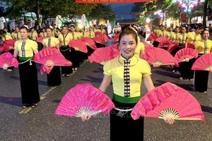 Tổng duyệt Chương trình Lễ vinh danh “Nghệ thuật Xòe Thái” và khai mạc Lễ hội Văn hóa-Du lịch Mường Lò