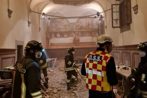 Italia: Sập nhà khi đang tổ chức đám cưới khiến 30 người bị thương