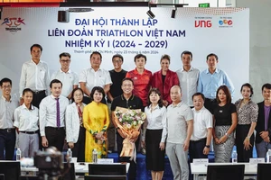Ra mắt Ban Thường vụ Liên Đoàn Triathlon Việt Nam nhiệm kỳ I (2024-2029).