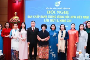 Các đại biểu tham dự hội nghị. 