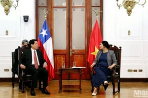 Chủ tịch nước Lương Cường hội kiến Chủ tịch Hạ viện Chile, Chủ tịch nhóm Nghị sỹ Hữu nghị Chile-Việt Nam, bà Karol Aída Cariola Oliva.