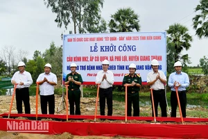 Lễ khởi công xây dựng cầu giao thông nông thôn HN2, tại xã Phú Lợi, huyện Giang Thành.