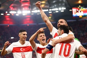 Đội tuyển Thổ Nhĩ Kỳ thành công ghi tên mình vào vòng 1/8 Euro 2024. (Ảnh: Reuters)