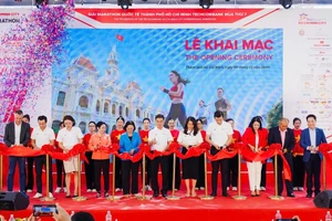 Số lượng vận động viên tham gia kỷ lục tại Giải Marathon quốc tế Thành phố Hồ Chí Minh Techcombank lần thứ 7 