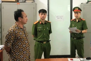 Cơ quan Cảnh sát điều tra, Công an Hà Tĩnh thông qua các quyết định khởi tố, bắt tạm giam đối với Vũ Anh Tuấn.