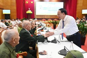 Lãnh đạo tỉnh Quảng Ninh gặp mặt, tri ân các đại biểu là chiến sĩ Điện Biên, thanh niên xung phong, dân công hỏa tuyến tham gia Chiến dịch Điện Biên Phủ.
