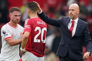 Ten Hag chưa thể giúp Manu có được kết quả tích cực trong ba trận mở màn mùa giải mới. (Ảnh: Skysports)