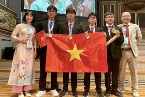 Đội tuyển quốc gia Việt Nam dự thi Olympic Hóa học Quốc tế (IchO) năm 2023, gồm bốn học sinh đều giành được huy chương; trong đó, có ba huy chương vàng và một huy chương bạc. Ảnh: TTXVN