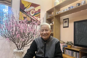 Nhà báo lão thành Hà Đăng, nguyên Tổng Biên tập Báo Nhân Dân (1987-1992), nguyên Trưởng ban Tư tưởng-Văn hóa Trung ương.