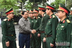 [Ảnh] Thủ tướng Phạm Minh Chính thăm và làm việc với Tập đoàn Viettel