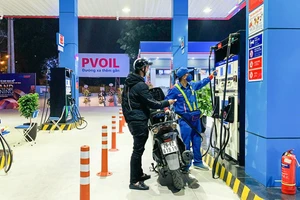 Một điểm bán xăng của Công ty PVOil. (Ảnh: Vietnam+)