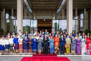 [Ảnh] Chủ tịch Quốc hội Trần Thanh Mẫn tiếp Đoàn đại biểu Hội Phụ nữ và nữ doanh nhân hai nước Lào và Campuchia