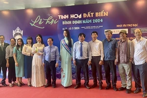 Lễ hội Tinh hoa đất biển Bình Định năm 2024 diễn ra từ ngày 11-15/7/2024 tại thành phố Quy Nhơn (Bình Định).