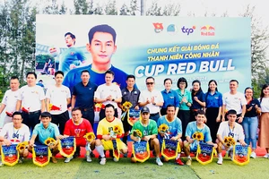 Tám đội bóng xuất sắc tham dự Vòng chung kết Giải bóng đá Thanh niên Cup Red Bull 2024.