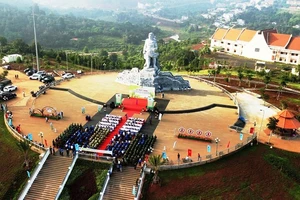Tượng đài N'Trang Lơng, nơi diễn ra lễ phát động và trồng cây phân tán năm 2023 tại Đắk Nông. 