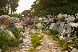 Rác thải điện tử là dòng rác thải sinh hoạt phát triển nhanh nhất trên thế giới. (Nguồn: UN)