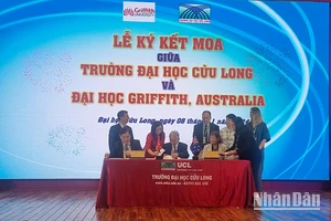 Trường đại học Cửu Long ký kết hợp tác với Đại học Griffith (Australia).