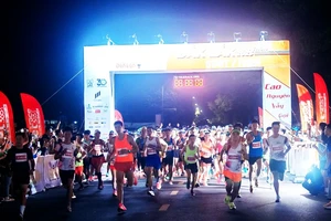 Các vận động viên tham gia giải Đắk Lắk Marathon 2023