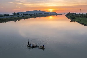 Một thoáng sông Thương. (Ảnh DIÊM CÔNG HẢI)