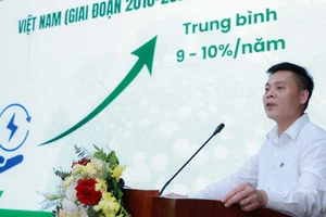 Thiếu khung giá điện chuyển tiếp, hàng chục GW dự án đang "xếp hàng" chờ phê duyệt