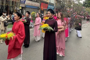 Chương trình Tết Việt tại Phố cổ luôn là hoạt động được nhiều người mong chờ khi Tết đến.