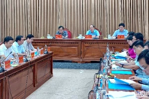 Lãnh đạo tỉnh Cà Mau và Bạc Liêu họp bàn "chốt" phương án về trụ sở làm việc và nhà công vụ.