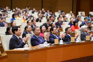 Phiên khai mạc trọng thể Kỳ họp thứ 9 Quốc hội khóa XV tại Hội trường Diên Hồng, nhà Quốc hội. 