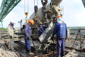 Việc sửa đổi Luật Đấu thầu được kỳ vọng sẽ giúp tháo gỡ những khó khăn cho người dân và doanh nghiệp trong quá trình thực thi. 