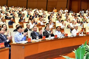 Tổng Bí thư Tô Lâm và các đồng chí lãnh đạo Đảng, Nhà nước tham dự hội nghị. 
