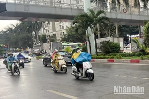 Dự báo Hà Nội sáng có mưa rào và dông rải rác. (Ảnh minh họa: Đ.T)