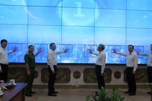 Lãnh đạo trung ương và Thành phố Hồ Chí Minh ra mắt Ứng dụng Công dân số tại Thành phố Hồ Chí Minh.