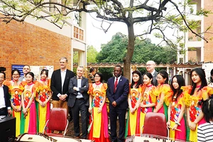 Giao lưu văn hóa Couleurs Culturelles tại Hà Nội. Ảnh: OIF