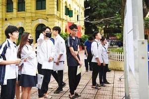 Thí sinh tại Hà Nội chuẩn bị cho Kỳ thi tốt nghiệp THPT. 
