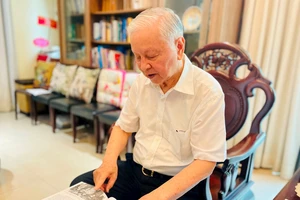 Nguyên Bí thư Thành đoàn Thành phố Hồ Chí Minh vẫn nhớ như in ngày 30/4 lịch sử.