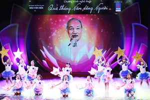 “Quà tháng Năm dâng Người”