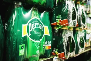 Nước khoáng Perrier. Ảnh: AP