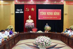 Thủ tướng Chính phủ Phạm Minh Chính làm việc với Ban Thường vụ Tỉnh ủy Ninh Bình về kết quả thực hiện nhiệm vụ năm 2022, phương hướng, nhiệm vụ năm 2023 và các năm tiếp theo. (Ảnh: Trần Hải)