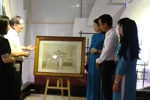 Chủ tịch Hồ Chí Minh tiếp Đoàn đại biểu nhân sĩ trí thức Mỹ phản đối chiến tranh ở Việt Nam (17/1/1967). (Ảnh: Tư liệu TTXVN)