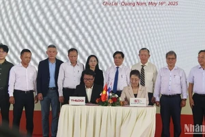 Ký kết hợp tác giữa hãng tàu Regional Container Lines (RCL) với cảng quốc tế Chu Lai.