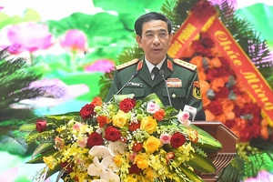 Đại tướng Phan Văn Giang, Ủy viên Bộ Chính trị, Phó bí thư Quân ủy Trung ương, Bộ trưởng Quốc phòng phát biểu. (Ảnh: THỦY NGUYÊN)