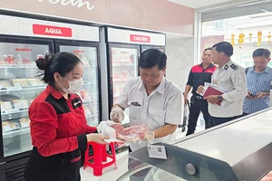 Kiểm tra cửa hàng C.P Fresh Shop thị trấn Mỹ Xuyên, huyện Mỹ Xuyên, tỉnh Sóc Trăng