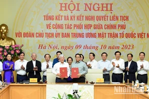 [Ảnh] Chính phủ và Đoàn Chủ tịch Uỷ ban Trung ương Mặt trận Tổ quốc Việt Nam tổng kết công tác phối hợp