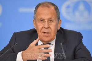 Ngoại trưởng Nga Sergey Lavrov phát biểu tại cuộc họp báo ở thủ đô Moskva. (Ảnh: THX/TTXVN)