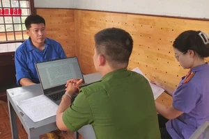 [Video] Đắk Lắk: Bắt giam cựu Phó Chủ tịch UBND xã 2 lần lừa đảo
